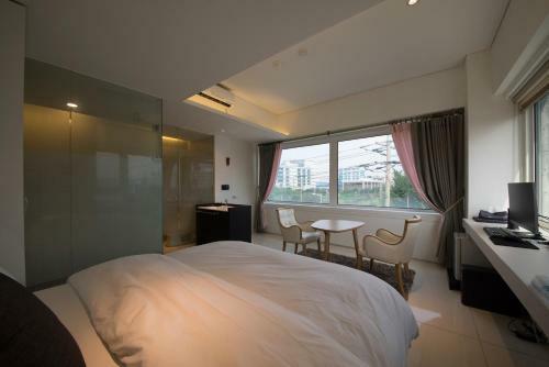 Smart Hotel Geumjeong