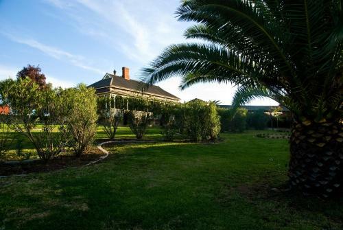 Hotel Hermitage Hill Country Retreat