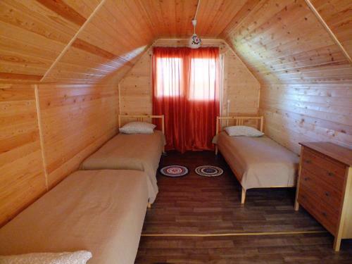 Uksovo Cottages