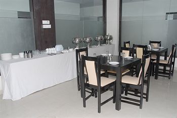 Hotel Enzo International
