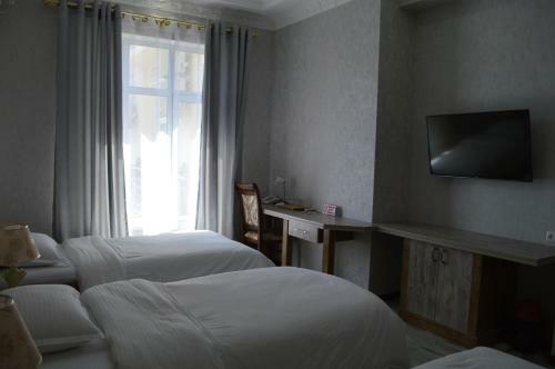 Ideal Hotel