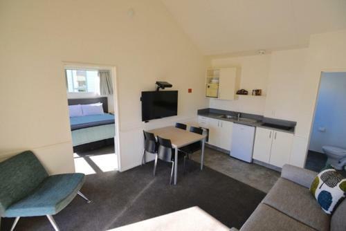 Cromwell Top 10 Holiday Park