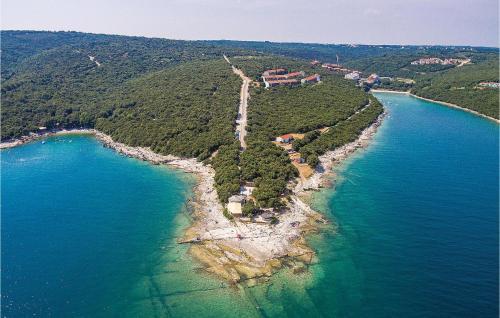 Holiday Home Mali Vareski III