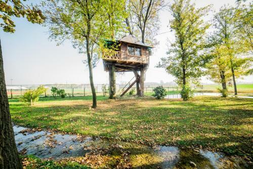 Ethno Village Stanisici & Hotel Pirg