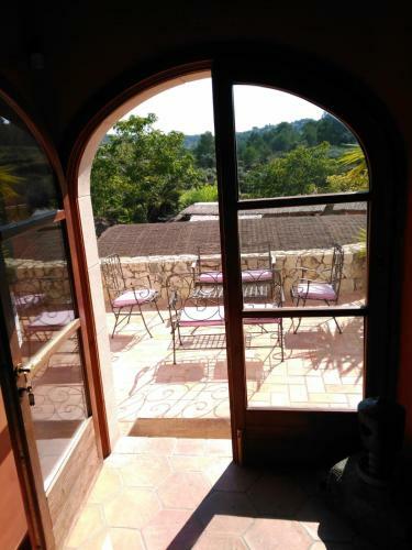 Agroturismo Masia Rural Cal Sim�