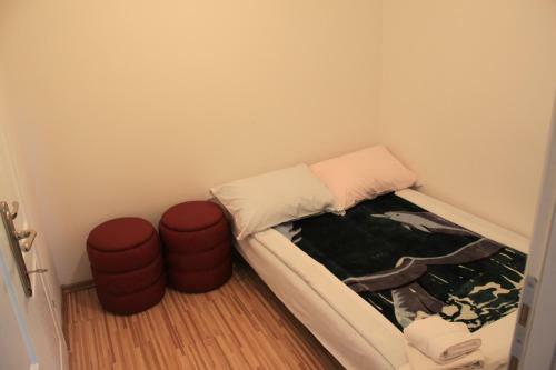 Apartamentos Pansion Nargalic