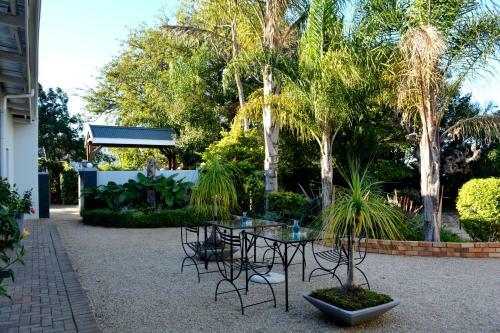 Hostal Cosmos Cuisine Addo