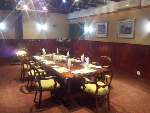 Hostal Manor House