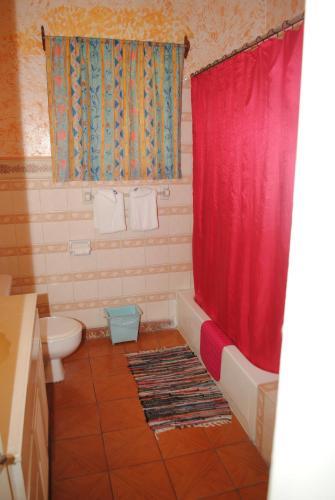 Hostal Palm Bay Guest House & Restaurant