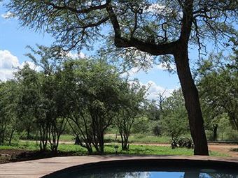 Mvuradona Safari Lodge