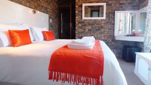 Hostal White Shark Guest House