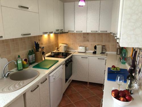 Axenia Hotel