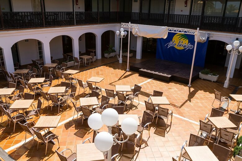 Aparthotel Isla Paraiso