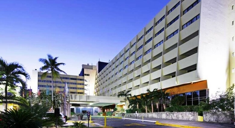Dominican Fiesta Hotel & Casino