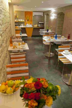 Hotel Lumi�res