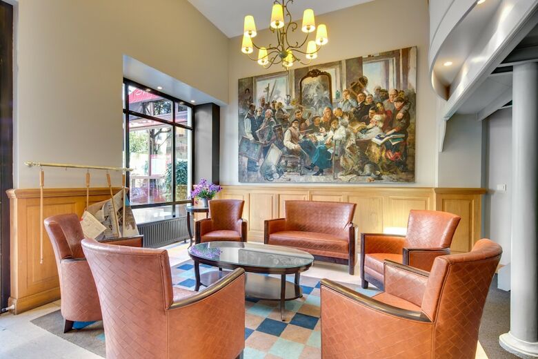 Grand Hotel Des Gobelins