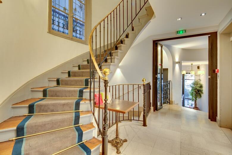 Grand Hotel Des Gobelins