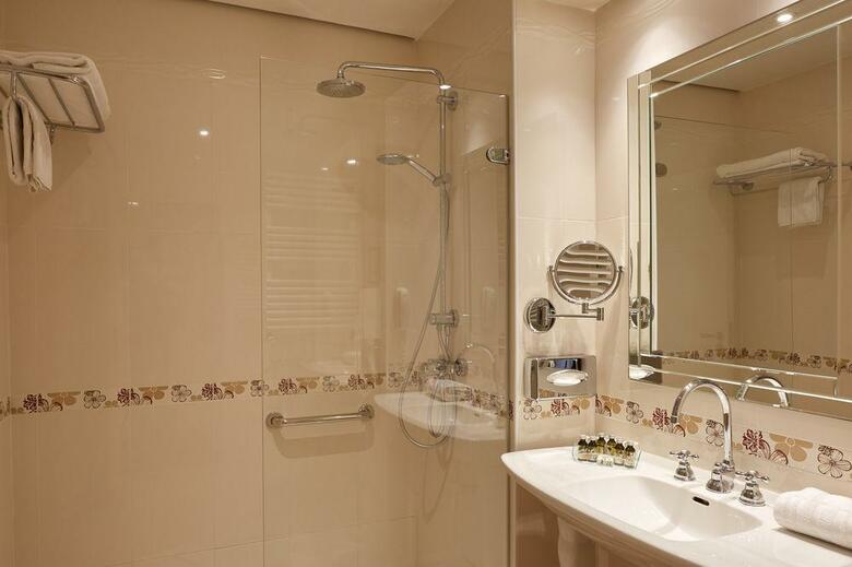 Hotel Mayfair Paris