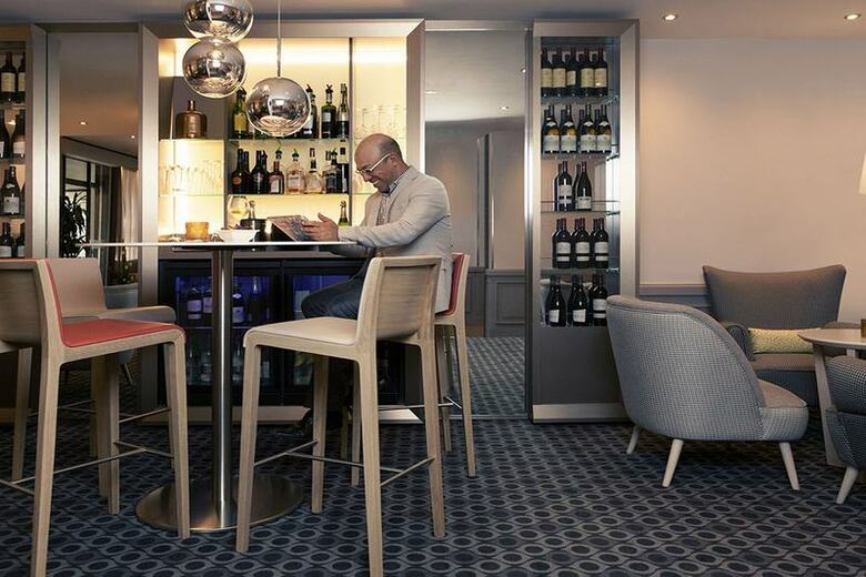 Hotel Mercure Raspail Montparnasse