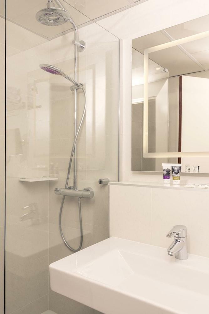 Hotel Mercure Raspail Montparnasse