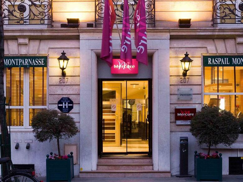 Hotel Mercure Raspail Montparnasse