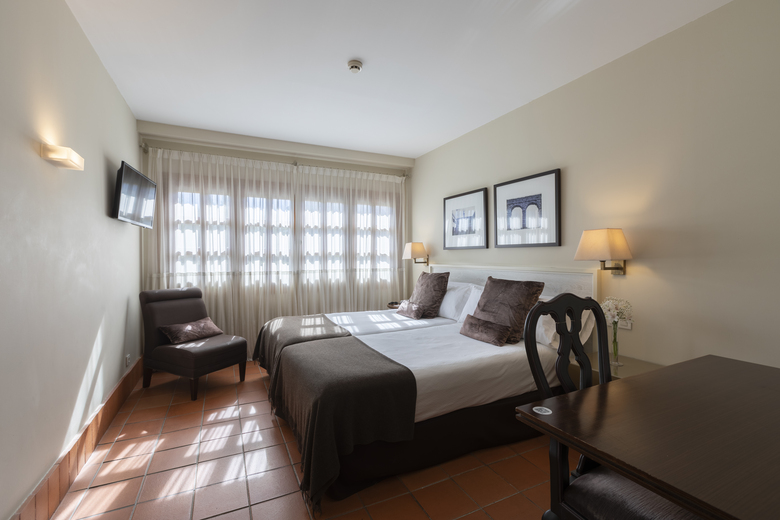 Hotel San Antonio El Real