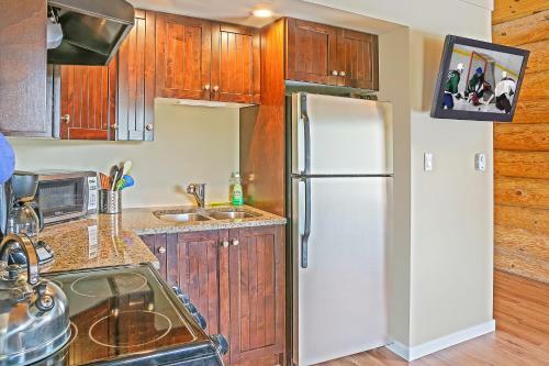 Hotel Lac Le Jeune Wilderness Resort