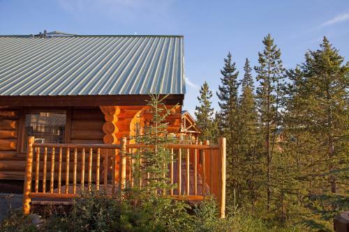 Hotel Lac Le Jeune Wilderness Resort