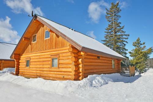 Hotel Lac Le Jeune Wilderness Resort