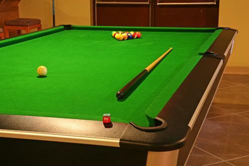 Hotel Lac Le Jeune Wilderness Resort