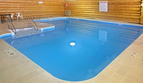 Hotel Lac Le Jeune Wilderness Resort