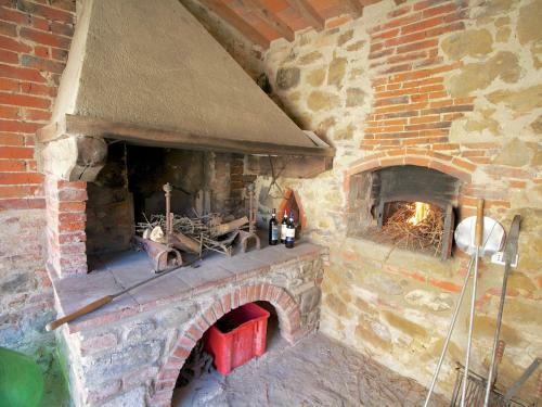 Hostal Holiday Home Sogna Bucine