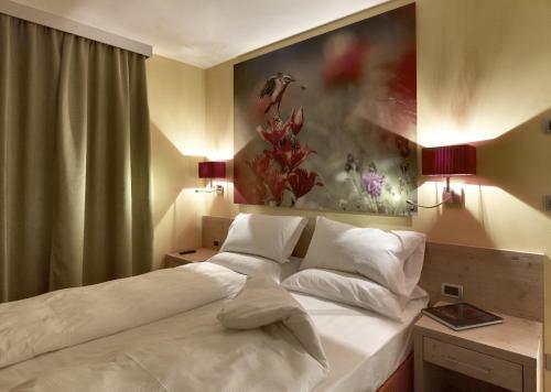 Color Home Suite Apartments