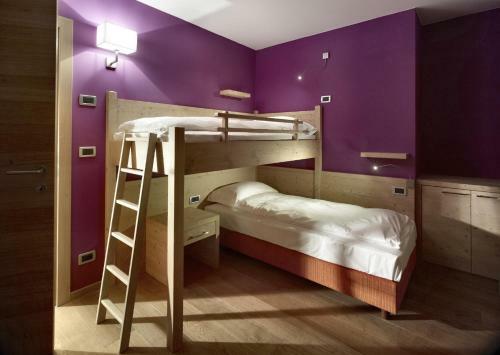 Color Home Suite Apartments