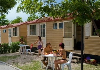 Hostal Camping Village Fabulous