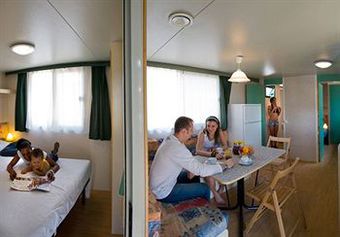 Hostal Camping Village Fabulous