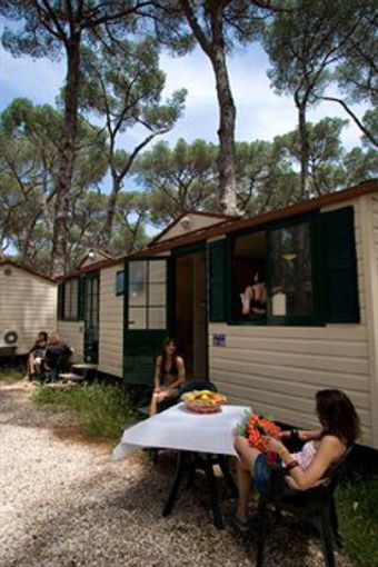 Hostal Camping Village Fabulous