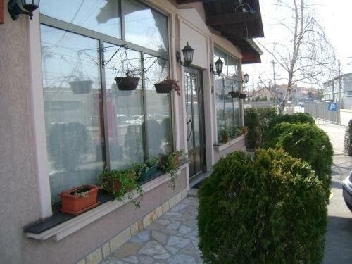 Hostal Guest Accomodation Konak