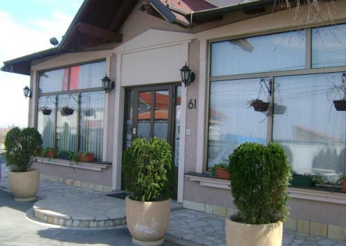 Hostal Guest Accomodation Konak