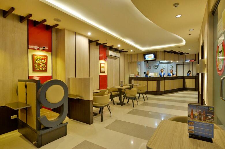 Hotel 99