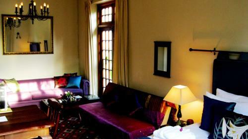 Hostal Village Green Guest House