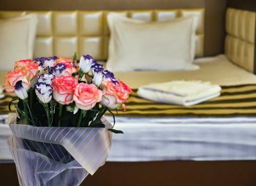 Hotel 7 Sky On Shchorsa Street