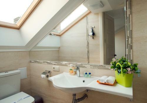 Hotel 7 Sky On Shchorsa Street