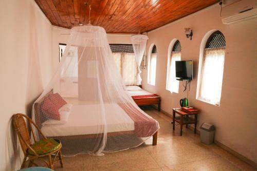 Hostal Leijay Resort