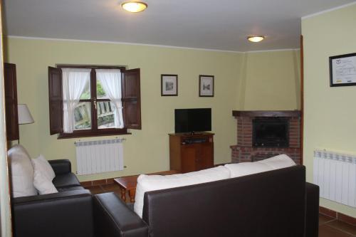 Agroturismo Casa De Aldea Balc�n De Los Picos