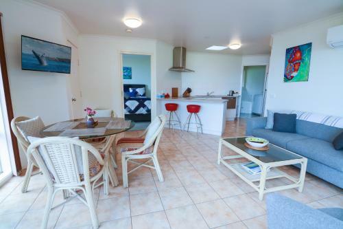 Quarantine Bay Beach Cottages