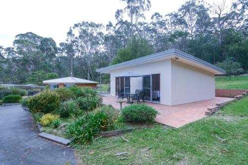 Quarantine Bay Beach Cottages