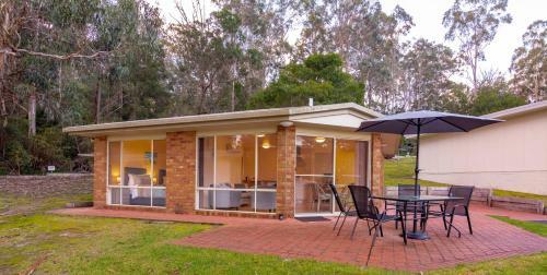 Quarantine Bay Beach Cottages