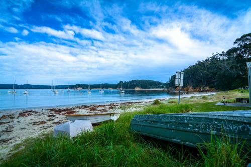 Quarantine Bay Beach Cottages