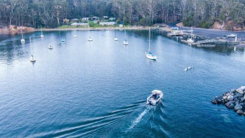 Quarantine Bay Beach Cottages